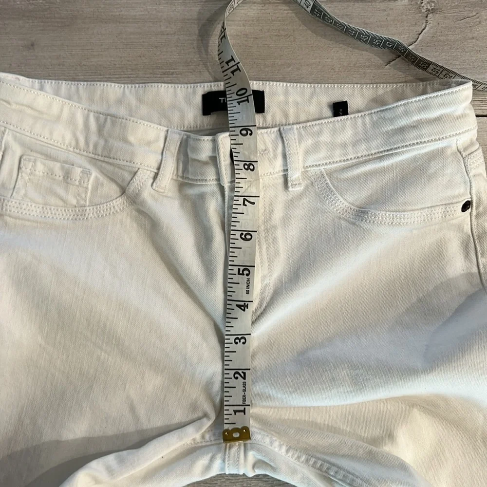 Theory white split